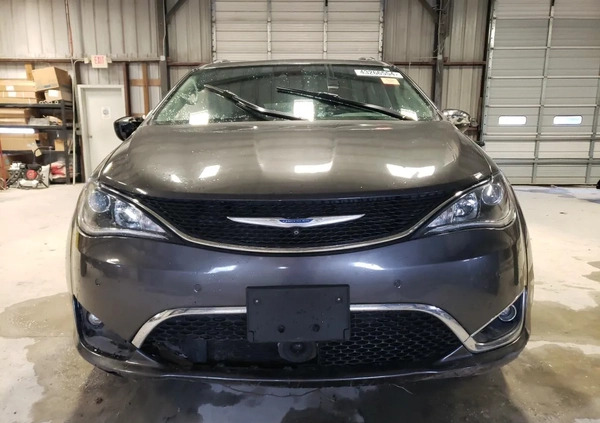 Chrysler Pacifica cena 45900 przebieg: 132395, rok produkcji 2018 z Olesno małe 67